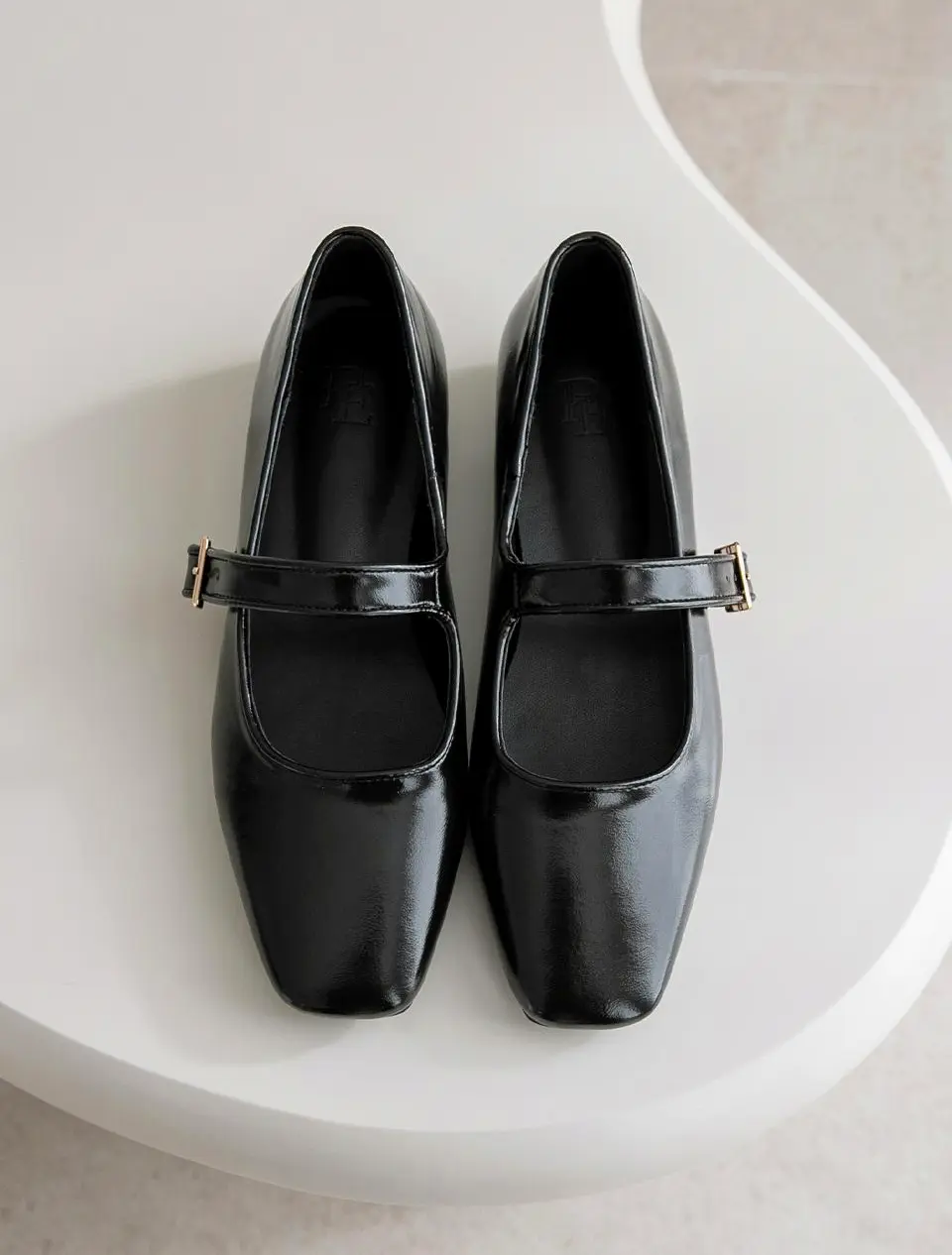 Springy Molded Sole Maeiltto Height-Increasing 3cm Mary Janes