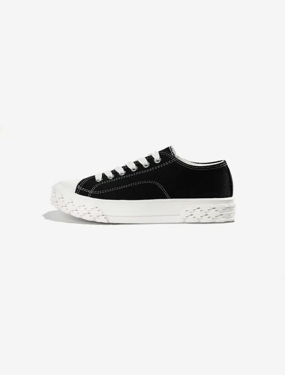 MAKO CANVAS SNEAKERS [BLACK]