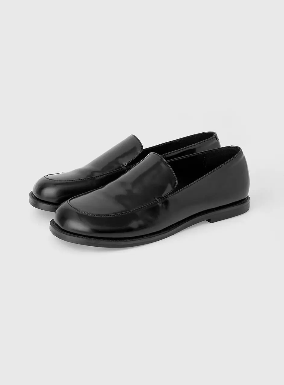 Sienna Loafer [Black]