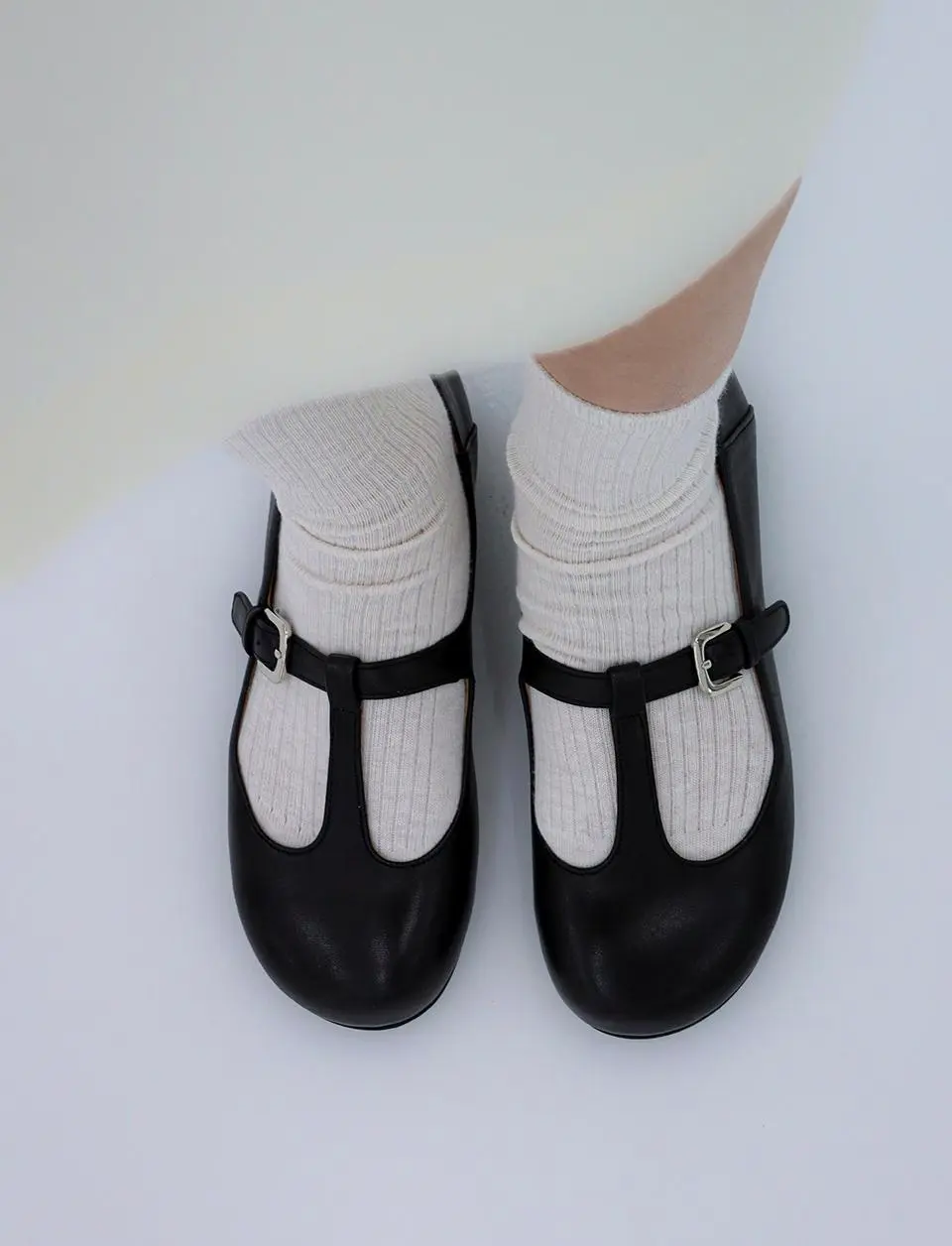 T-strap Mary Jane Shoes_Black