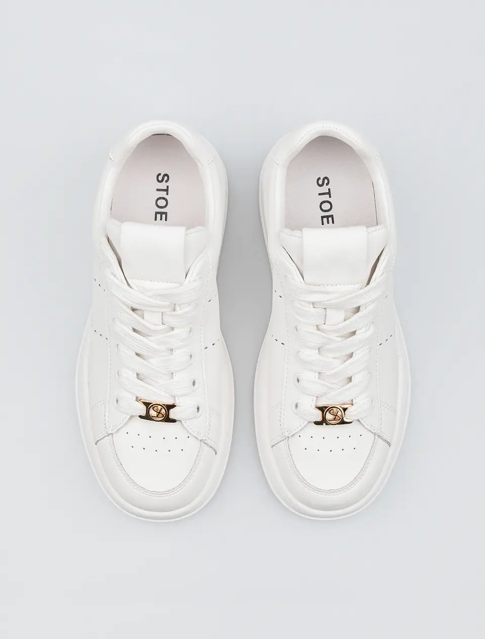 Mia Sneakers_White