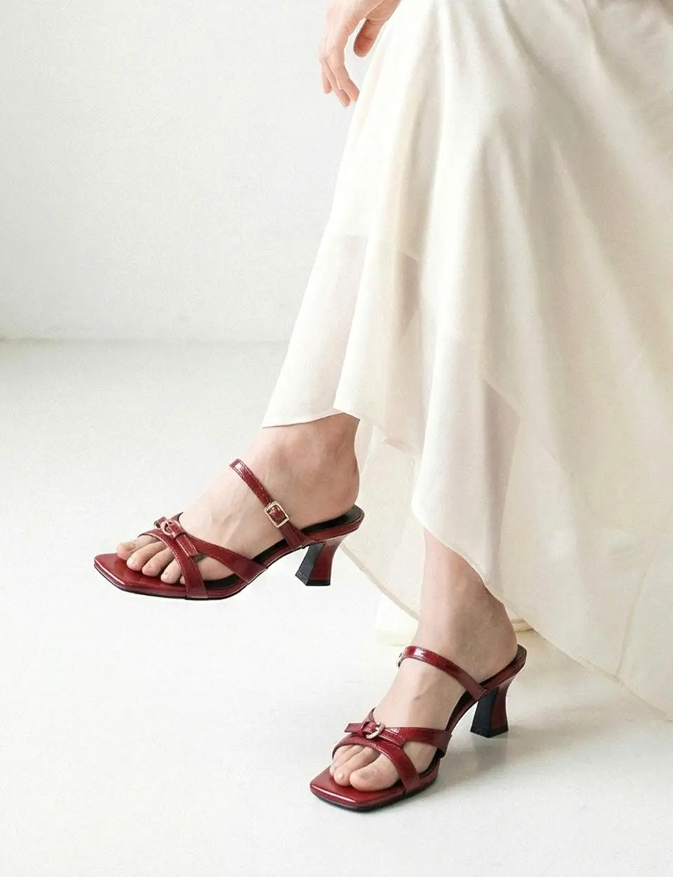Romantic Ring Strap Mule 5cm Sandals [Gold] (LC571)
