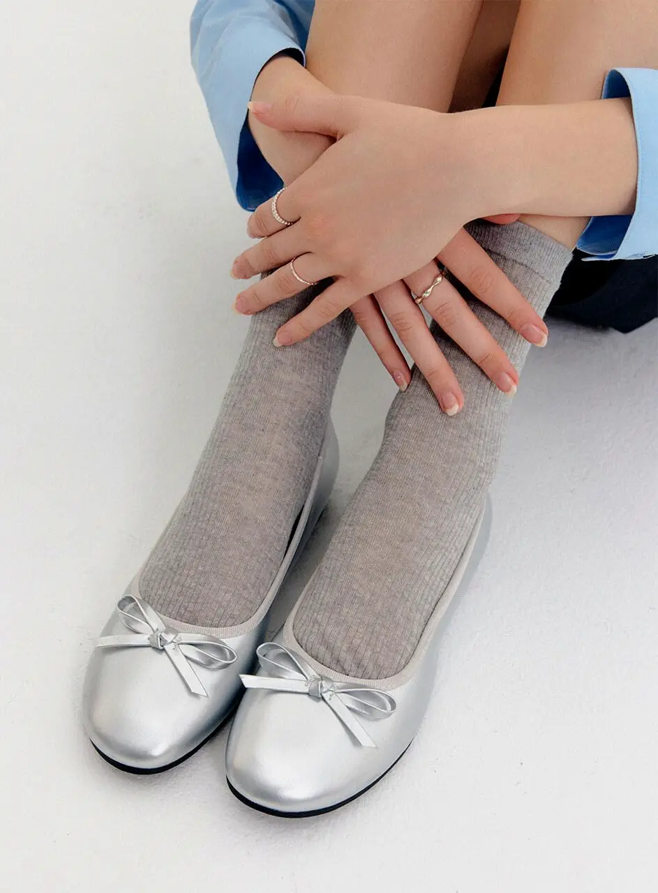 Elegant Ribbon Flat Shoes