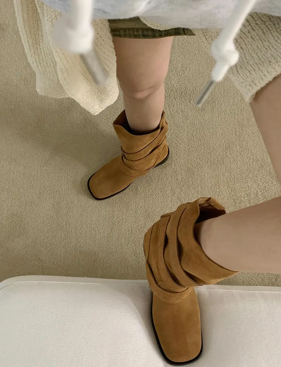 Vintage Layered Buckle Strap Middle Boots (ME6189)