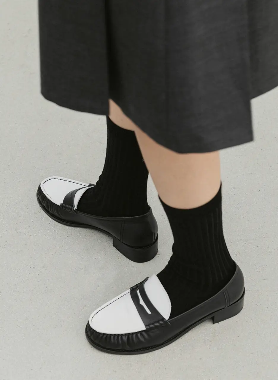 Vintage Leather Penny Loafer (720)