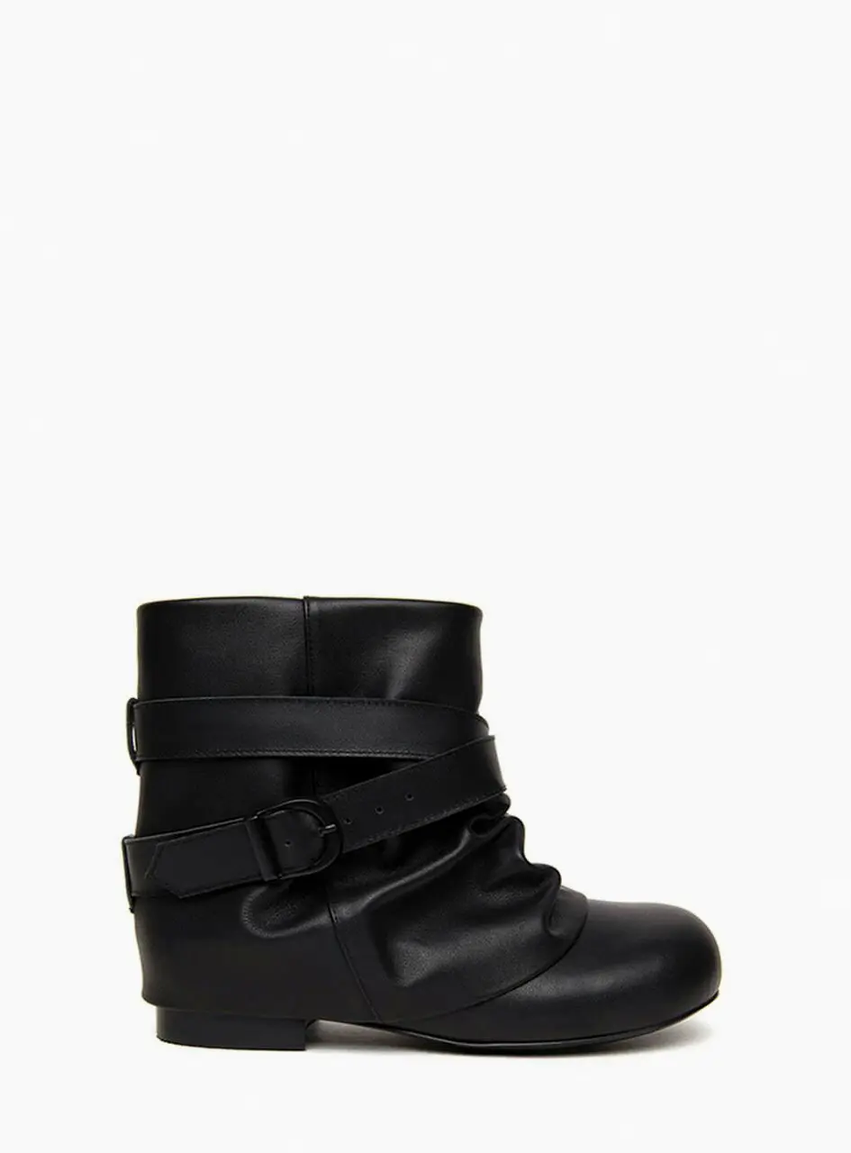 BELT WRINKLE LEATHER SHORT BOOTS BLACK