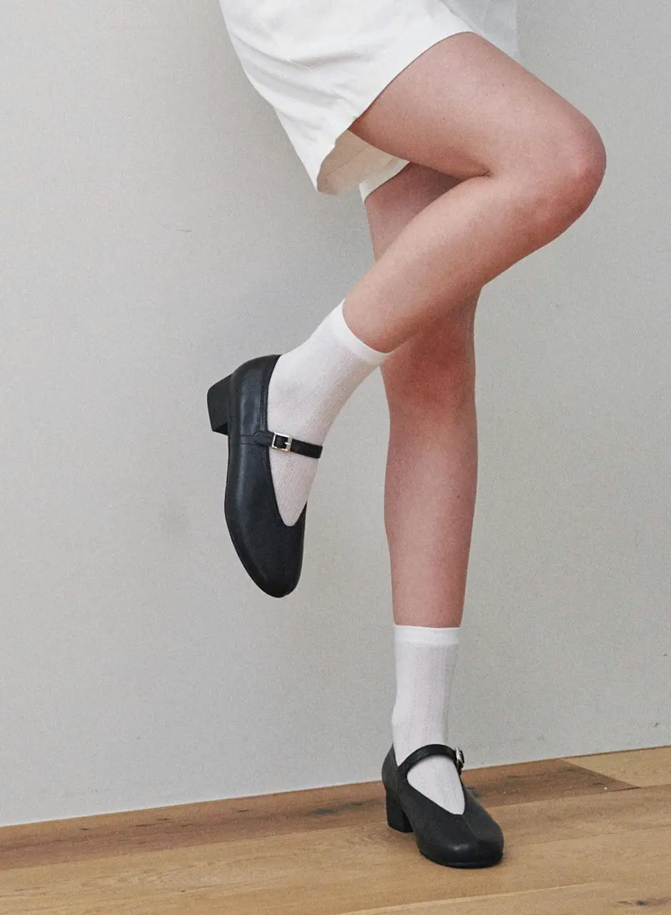 Stitch Point Mary Jane Pumps (att6025)