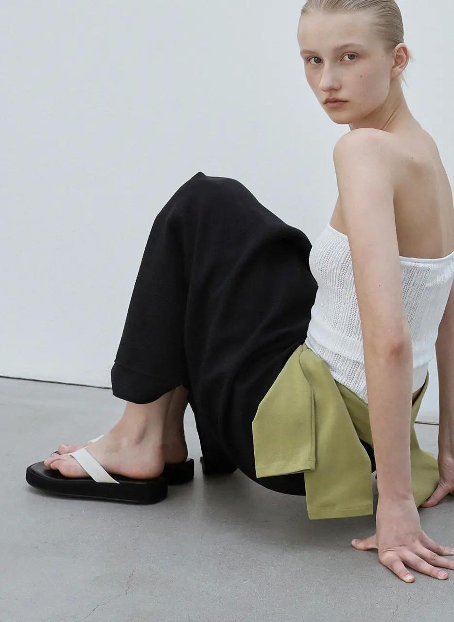 [SAMPLE SALE] RETO Platform Slides [2color]