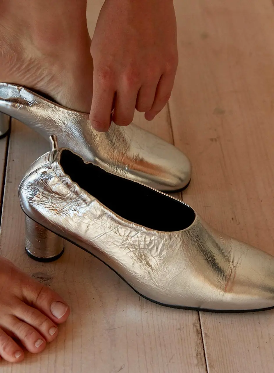 Buttery 6cm Round Glove Pumps [Yellow]