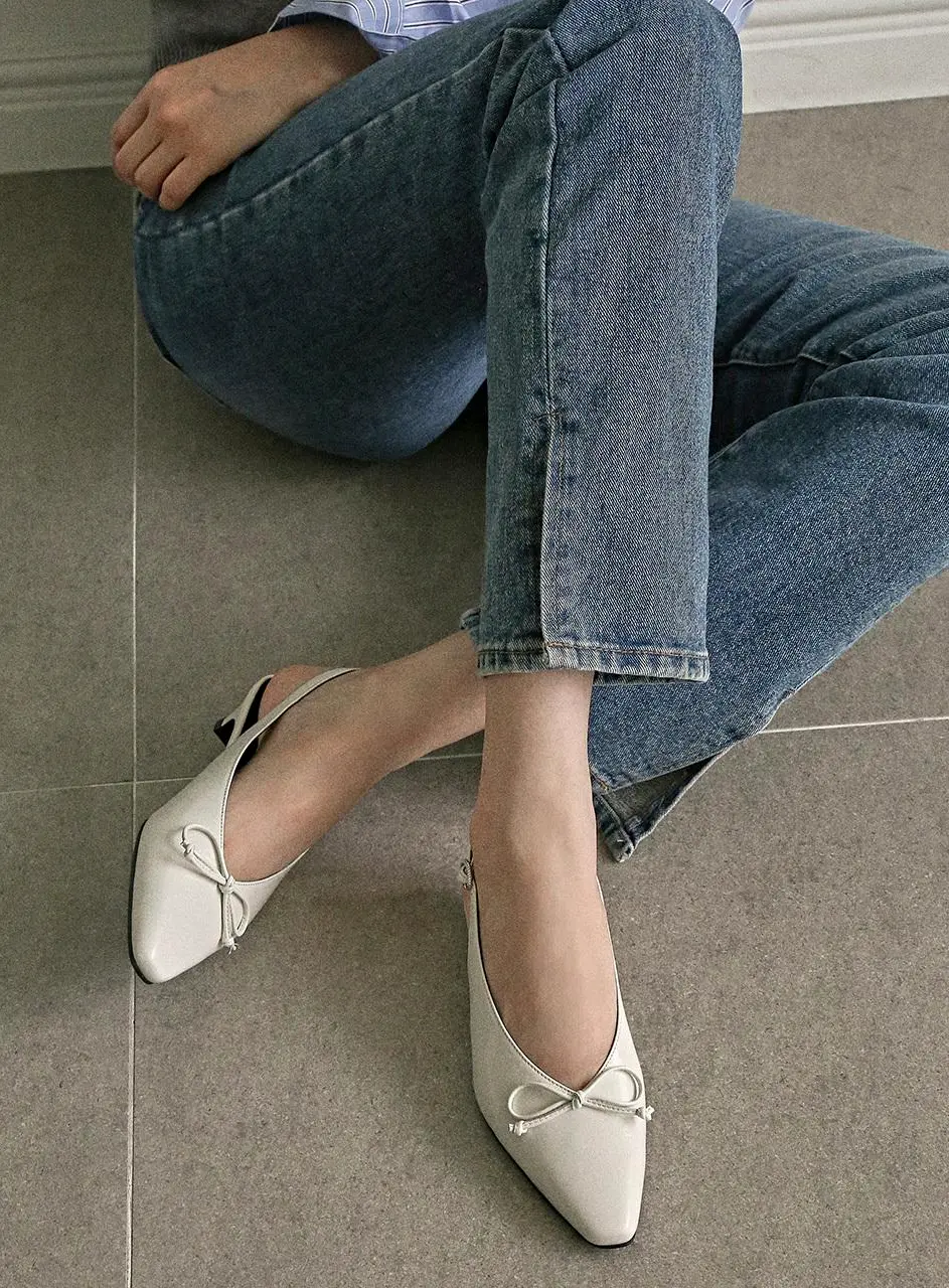 1973 Adelyn Ribbon Slingback Pumps