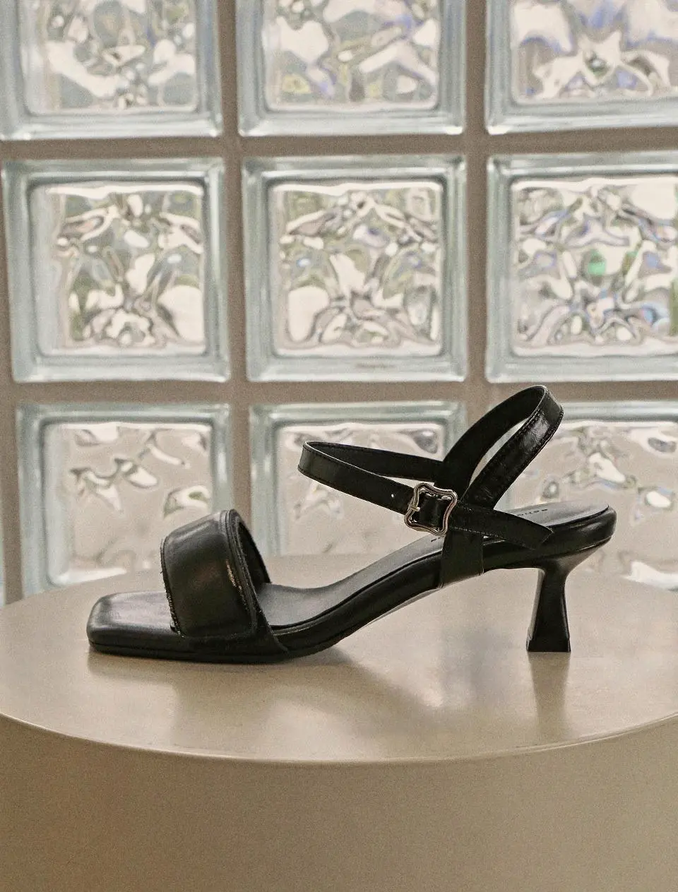 A1953 Shepin Slingback Heel