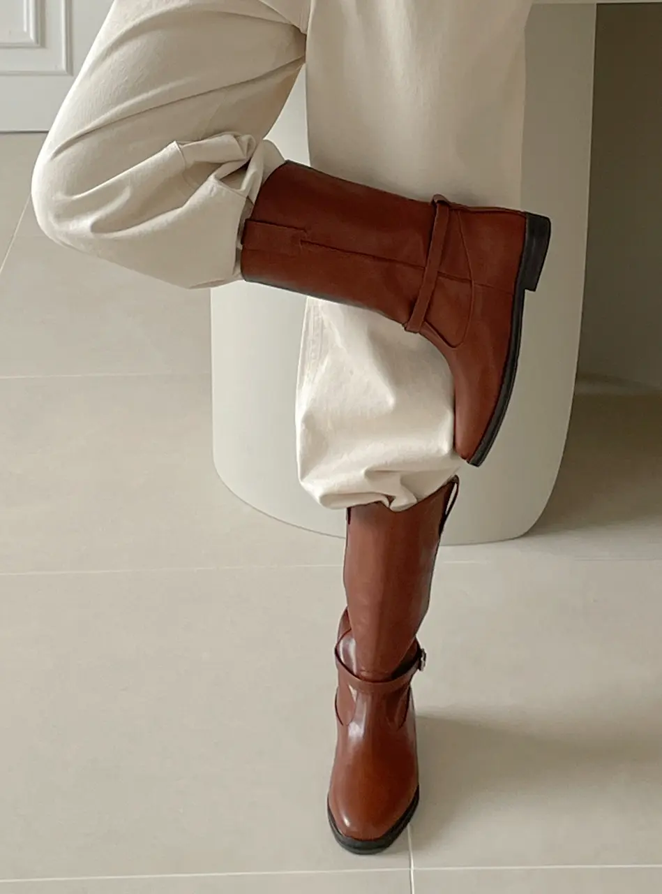 Montpel Belted Middle Boots