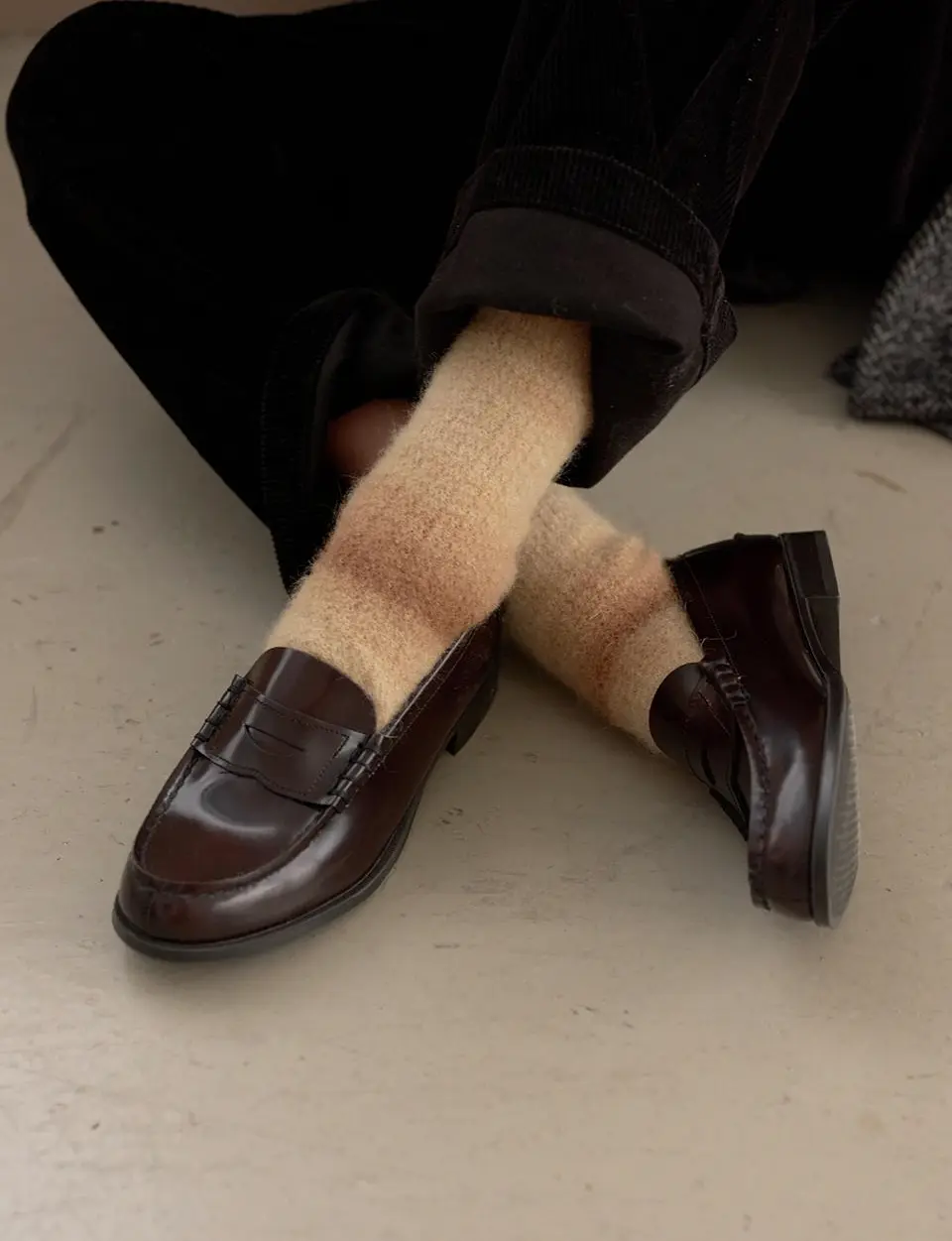 Cowhide Leather Classic Penny Loafer (HS-304) [BROWN]