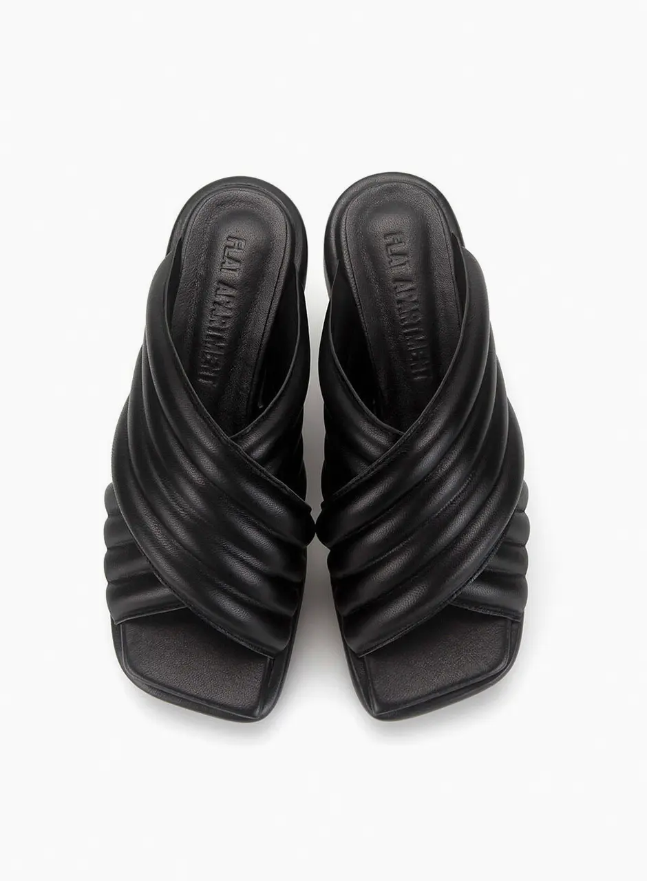 Puffed Criss-Cross Sandals (Black )