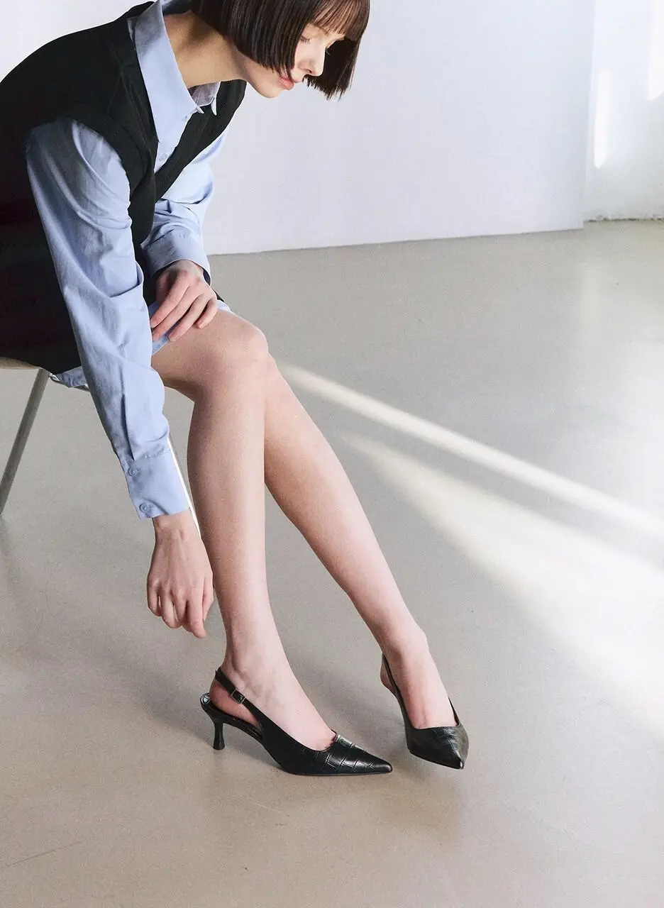 Selene Slingback Pumps (EO2021)