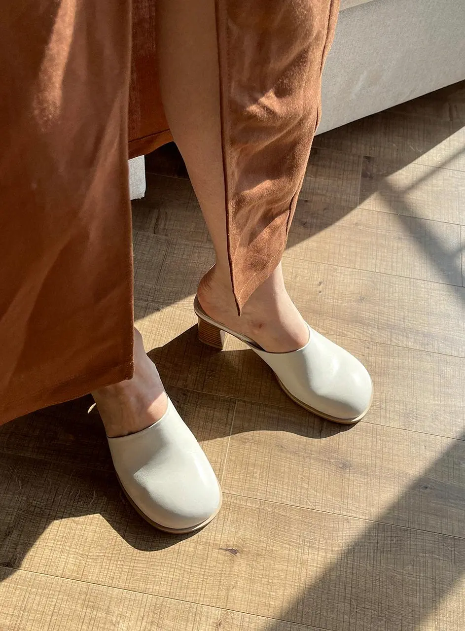 COY Chunky Shaped 6cm Round Mule Shoes