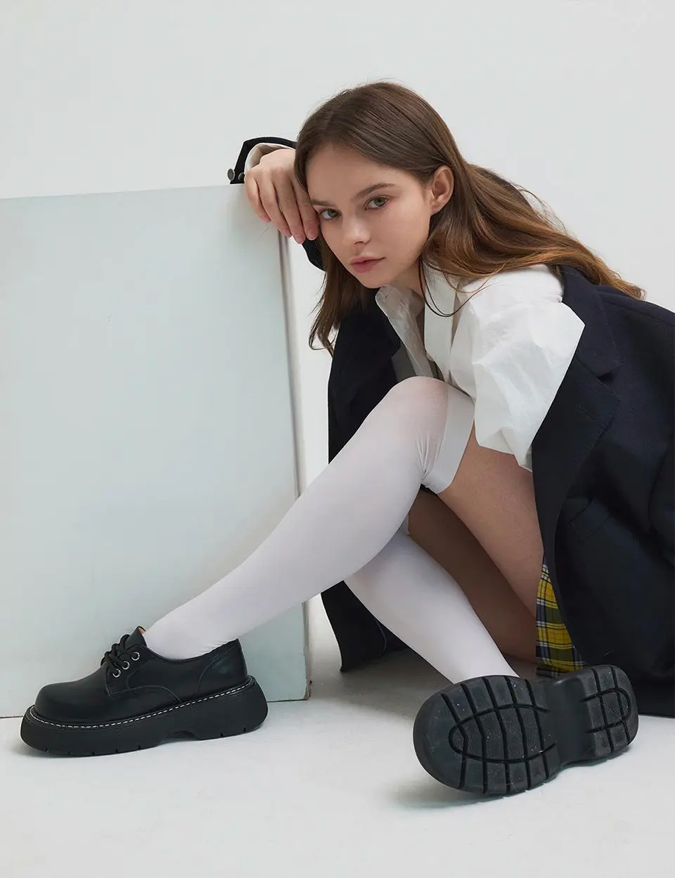 Round Torch Lace-Up Roper (4.5 cm/1 color)