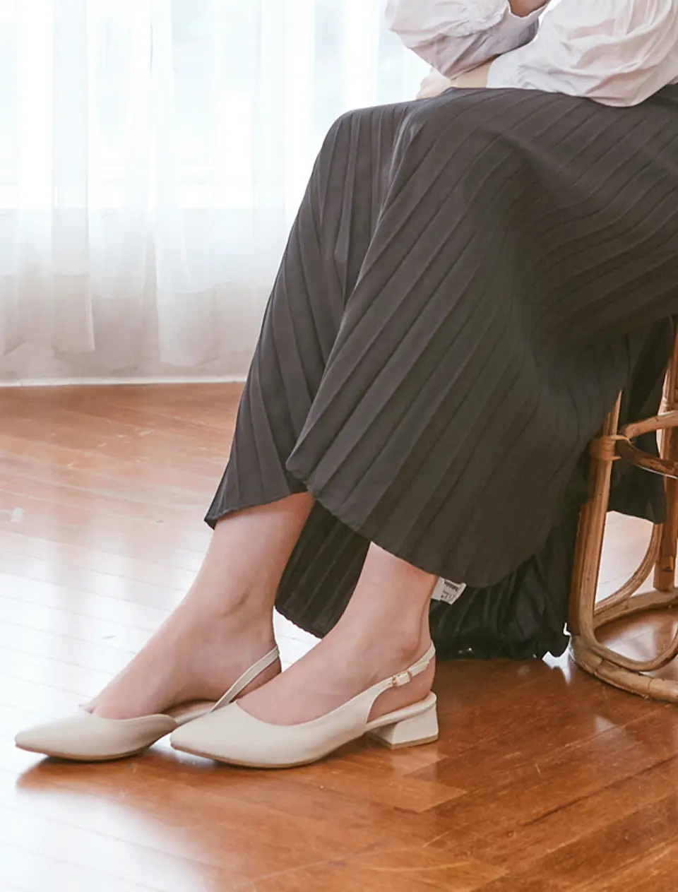 Side Open Slingback Pumps