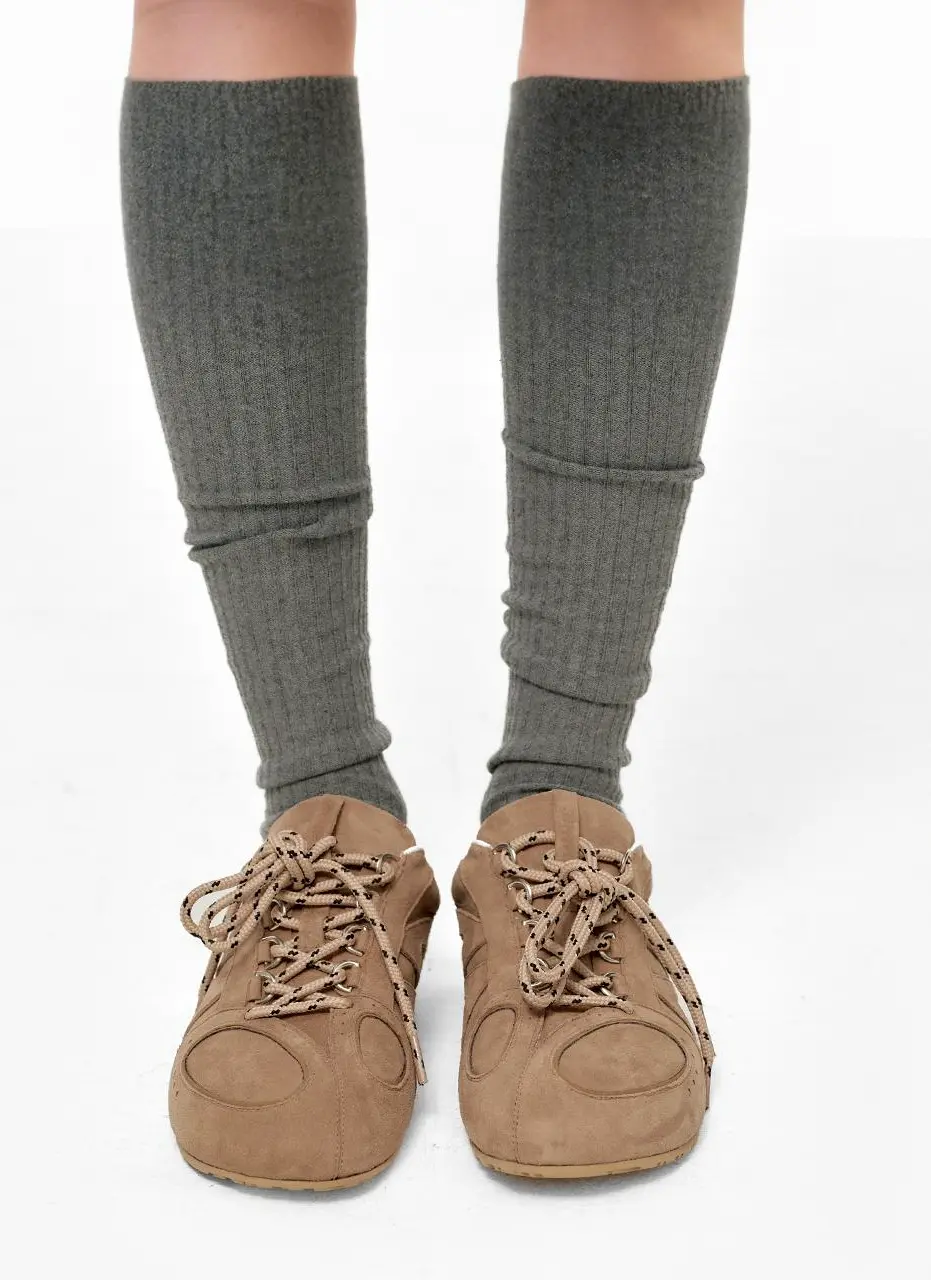 [MARGESHERWOOD] WINONA CLASSIC SUEDE SNEAKERS [beige]