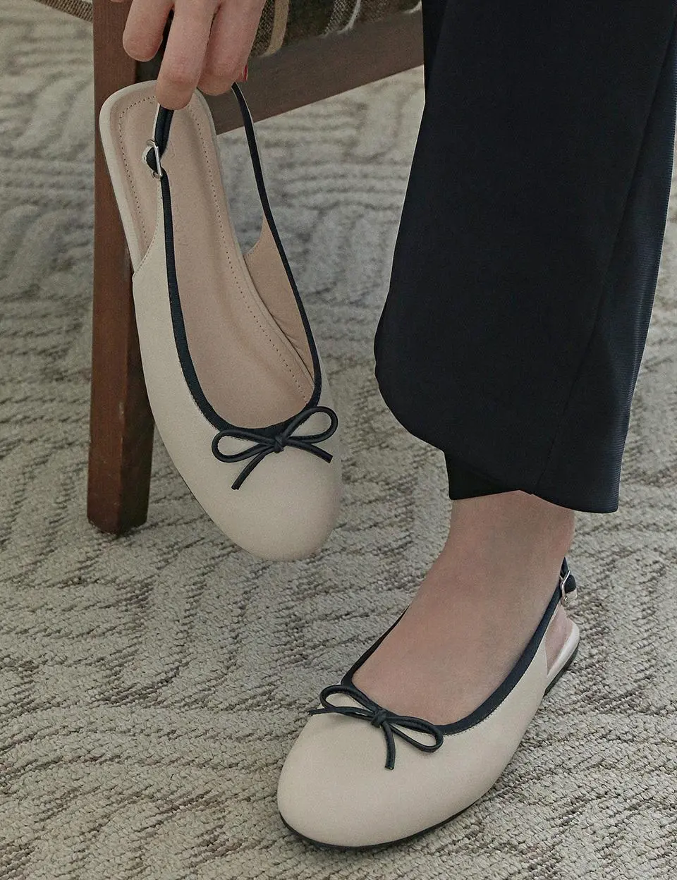 1968 Loop Ribbon Slingback Flat Shoes