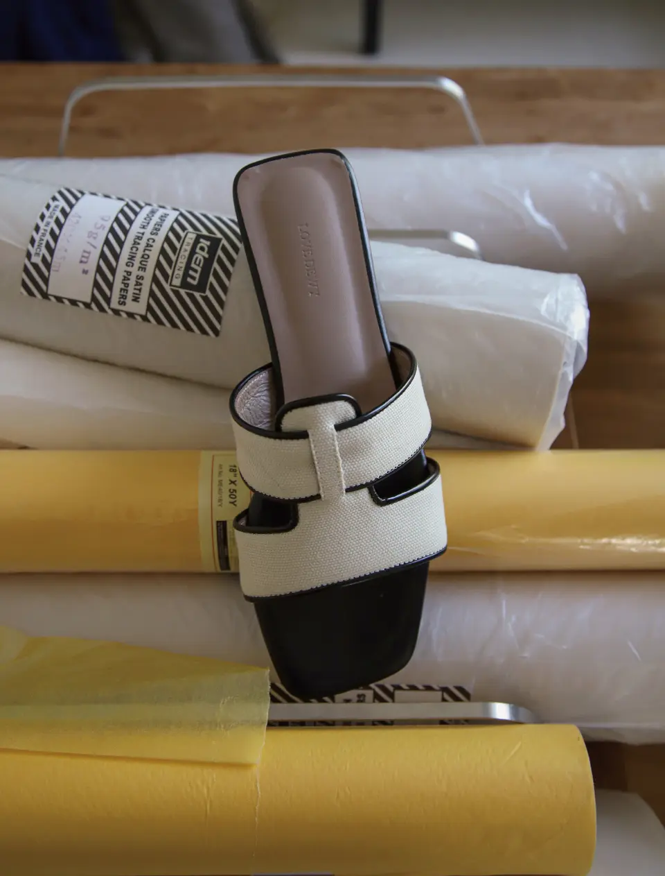 Stitch Slides (Canvas Ver.) (1cm)_Black