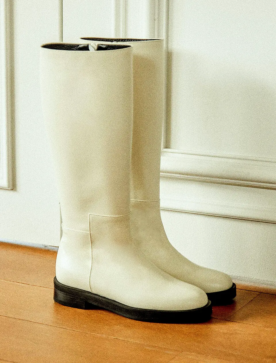 Zip Up Knee High Boots