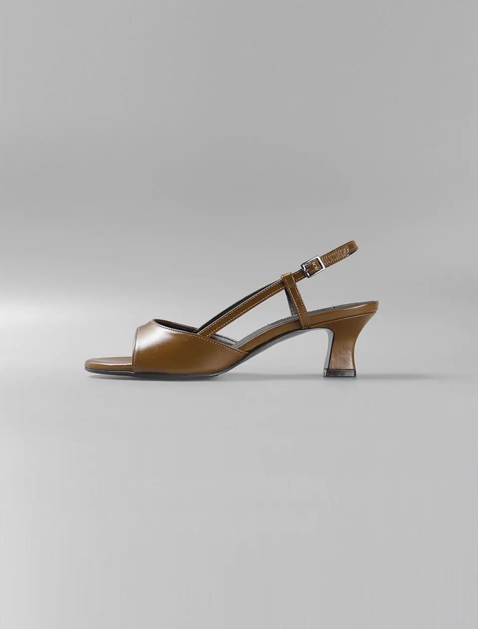 Slingback Sandal (LC334)