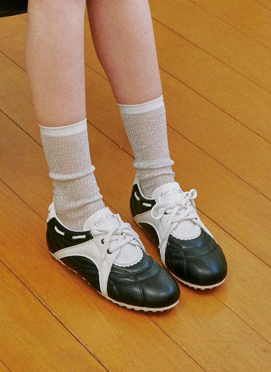 Quilted Metallic Faux Leather Sneakers (ljh1033)