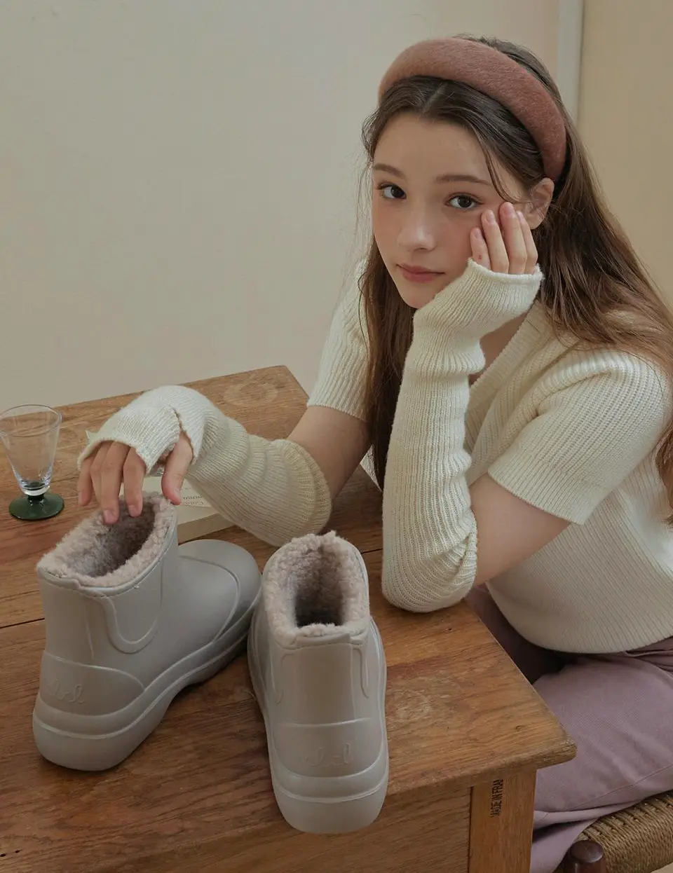 Waterproof Fur-Lined Winter Boots [Greige]