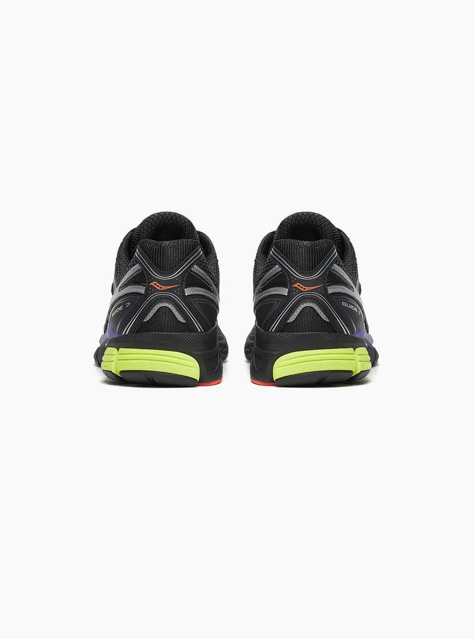 PROGRID GUIDE 7 RUNNING SHOES (S70936-21)