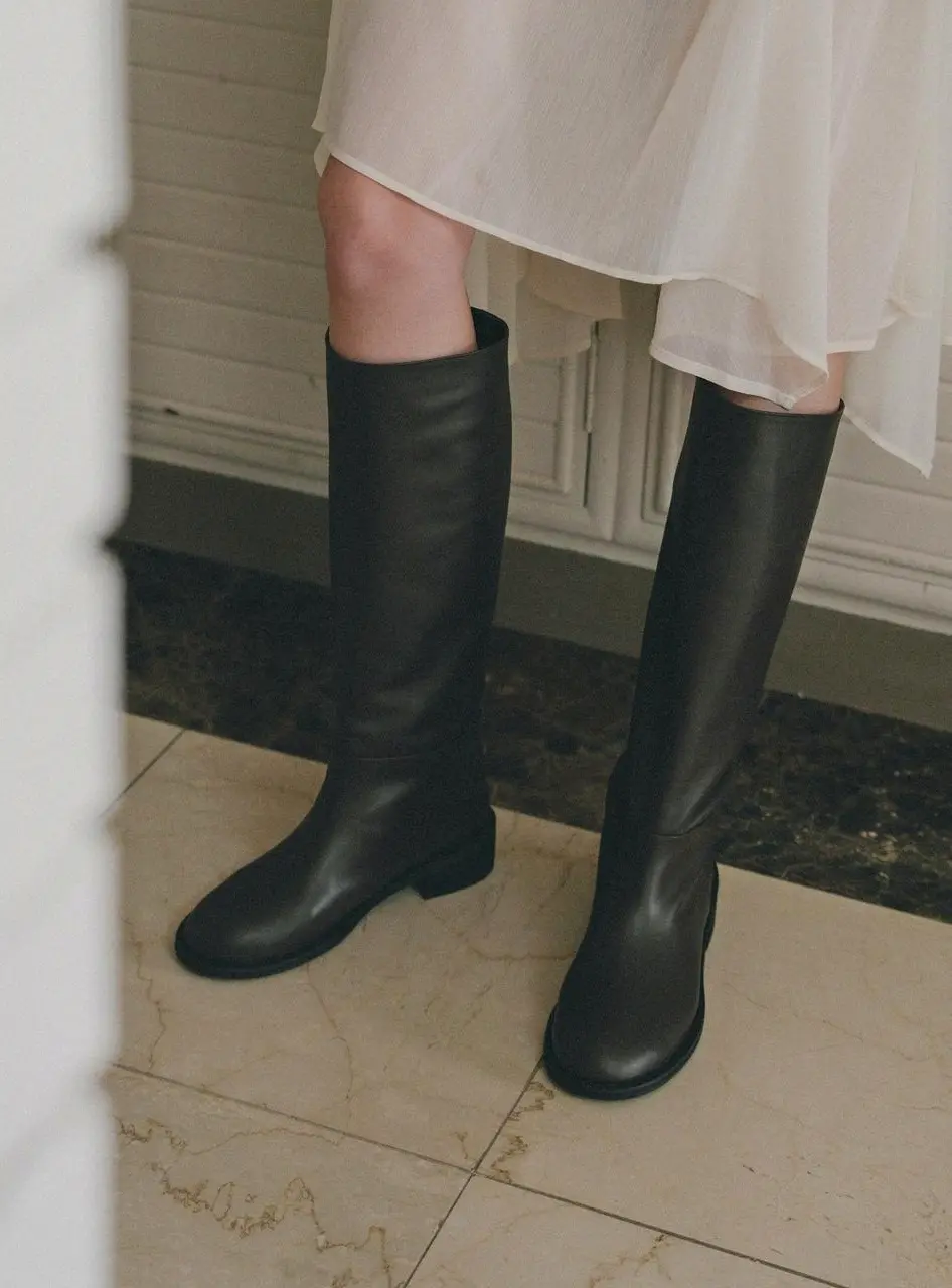 MINIMAL LONG BOOTS