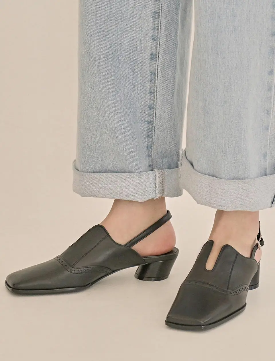 1449 Square Slingback Pumps [Sienna]