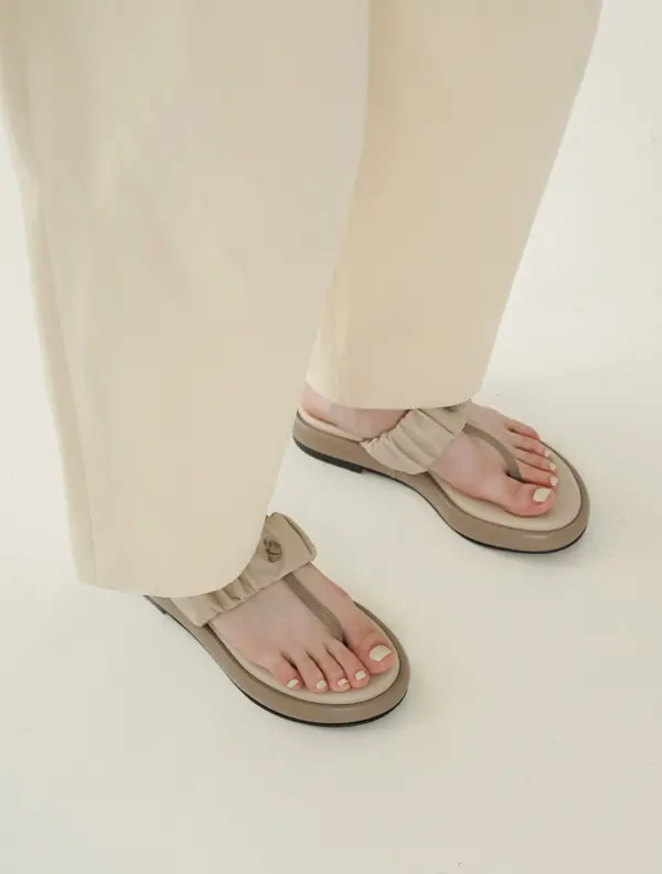 Dodu T-Strap Flip-Flop - Beige and Taupe