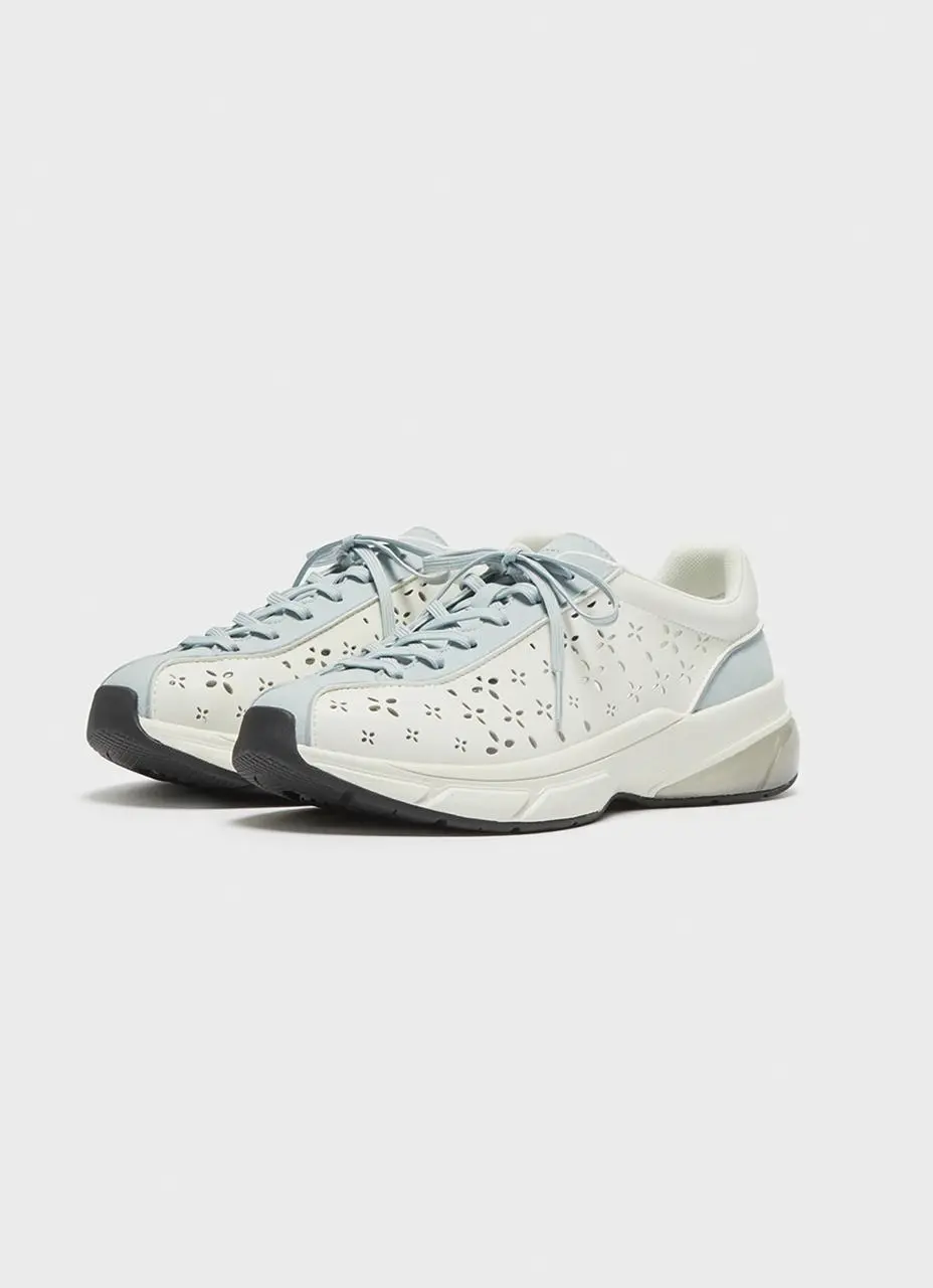 Flower punching Sneakers [white] (DG4DS26027WHT)