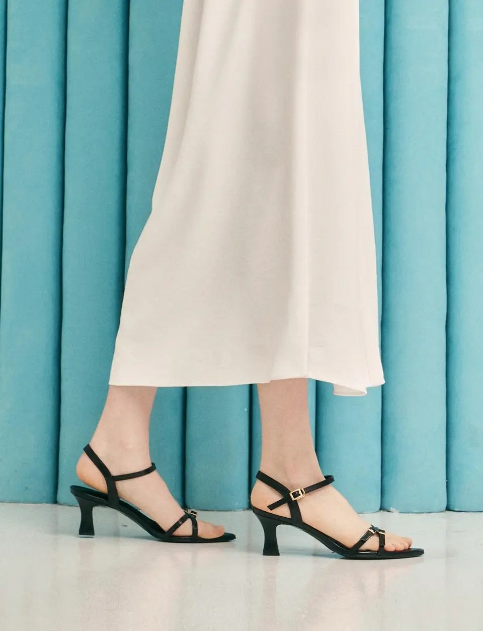 Ankle Strap HEELED SANDALS (LC328)