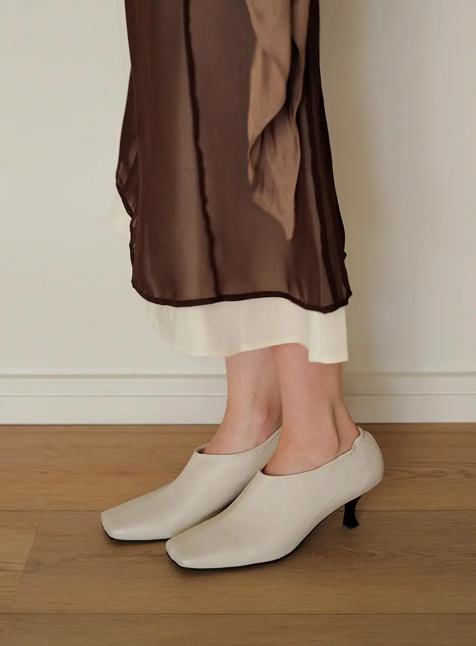 Etta Soft Square Glove 6.5cm Pumps