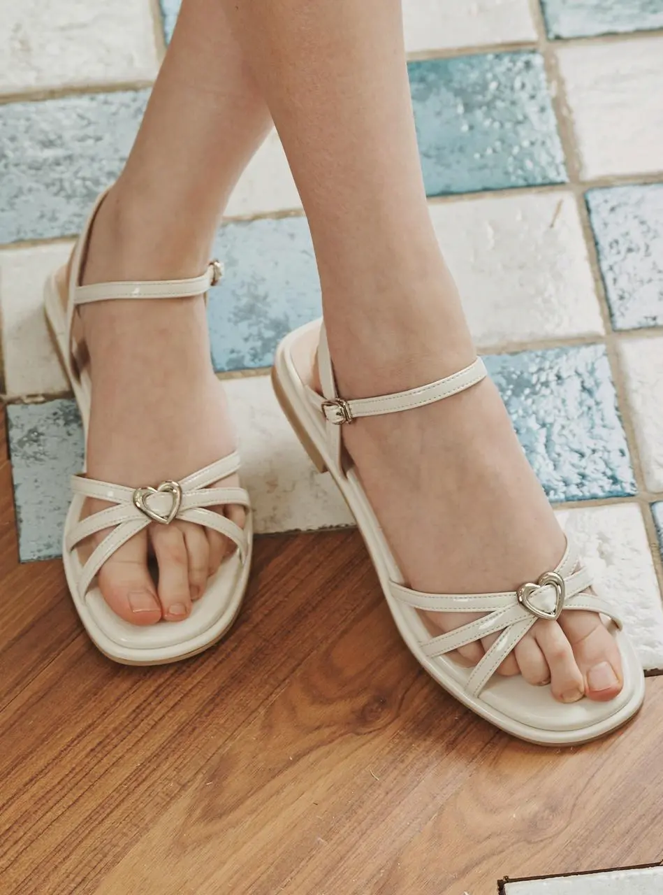 Heart Strap Sandals EBAL157348