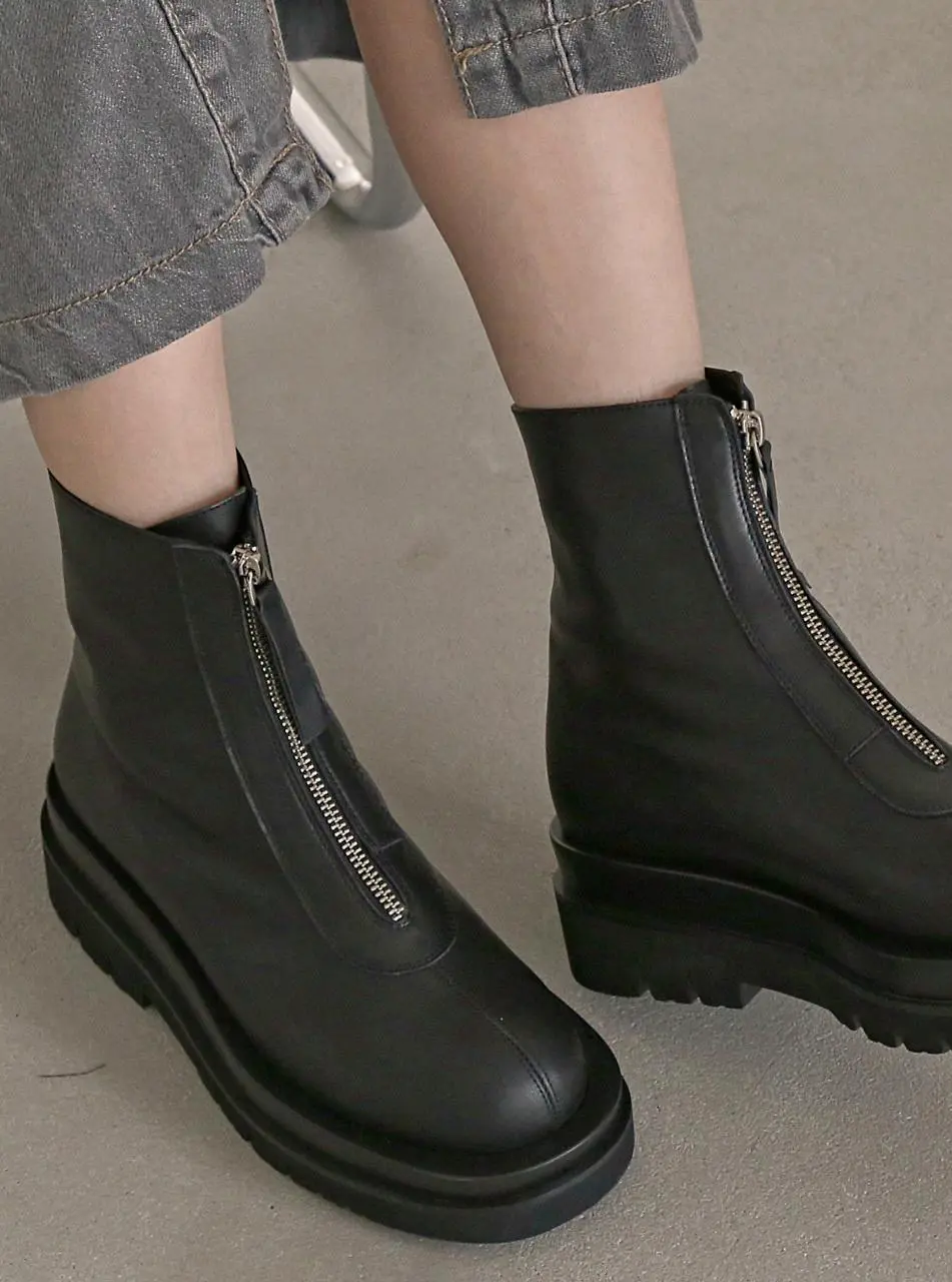 1567 Mrvica Ankle Boots - Black