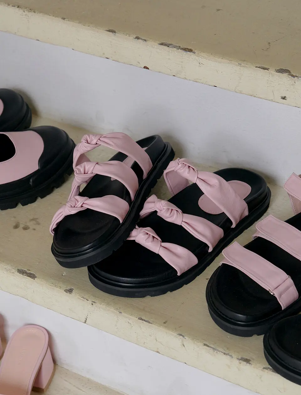 Vienna Sandals (4 Colors)