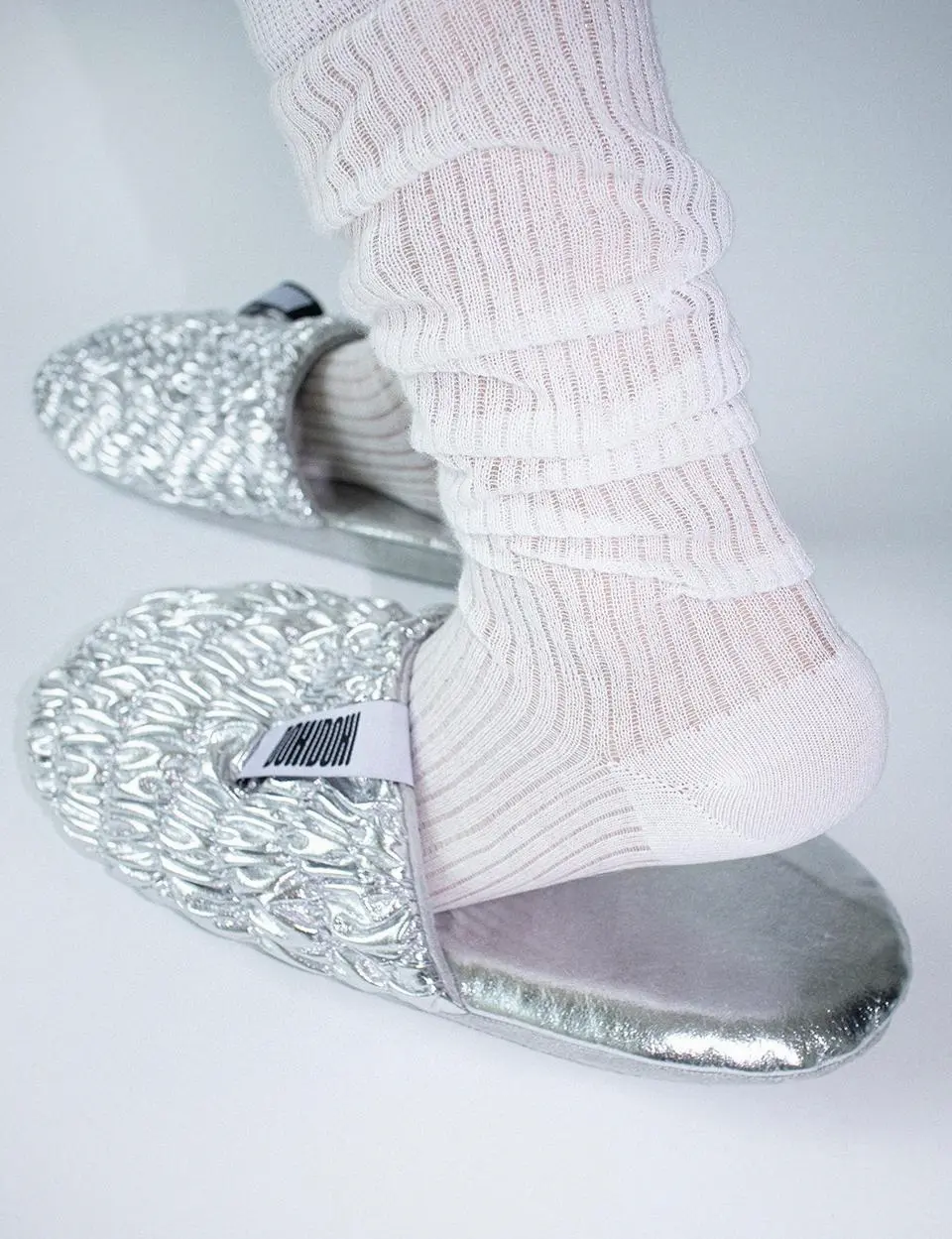 Cauliflower Room Shoes Slides