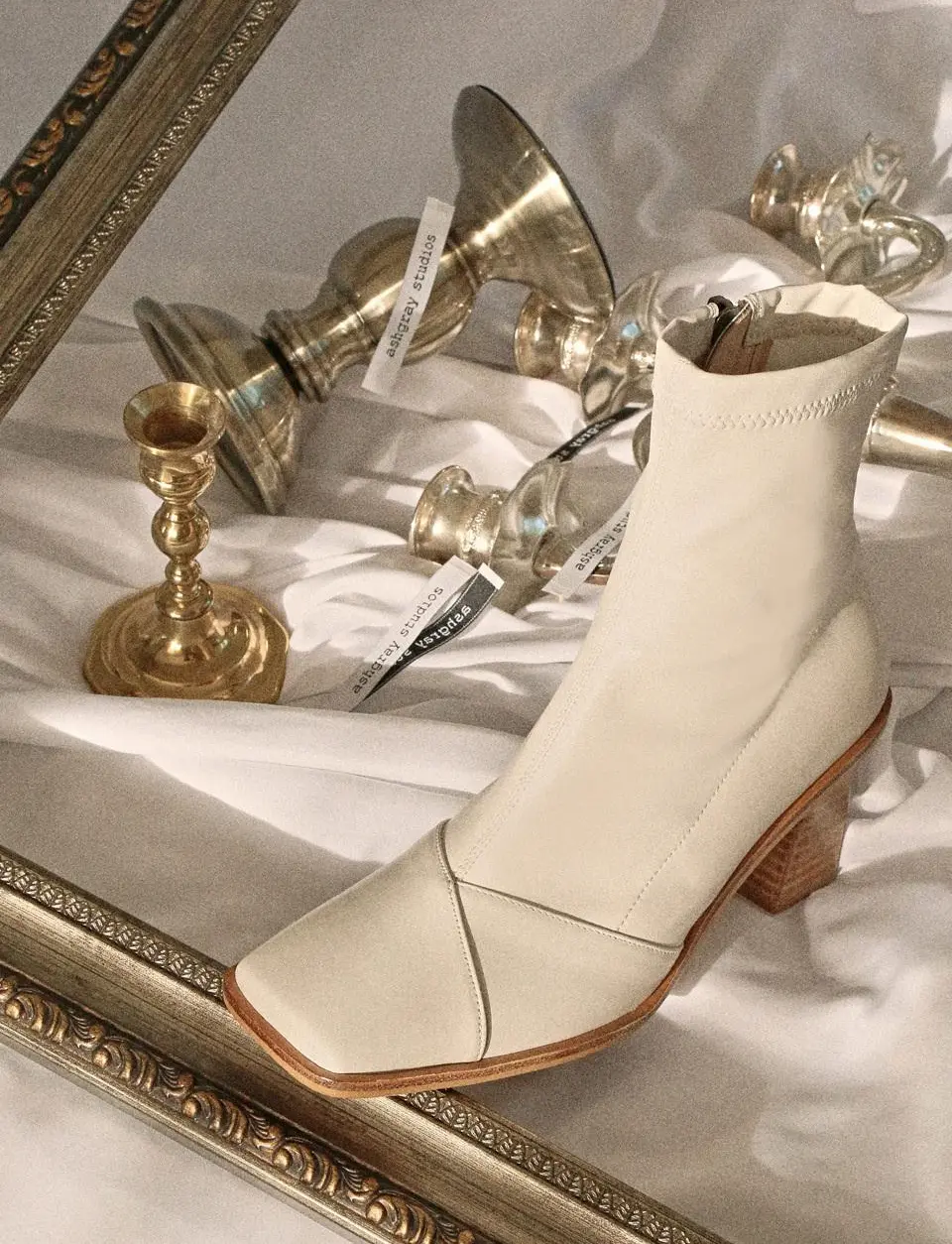 1412 Lonte Ankle Boots - 2 Colors