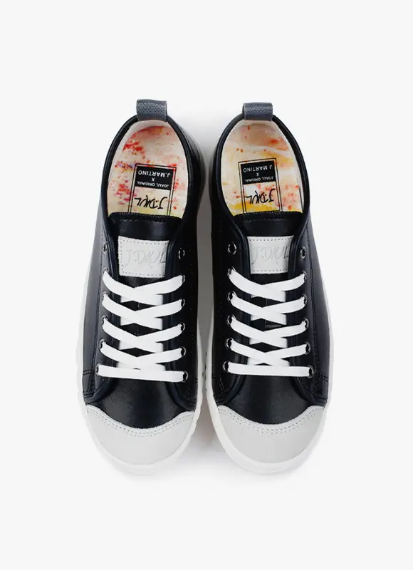 Superb Leather_Black