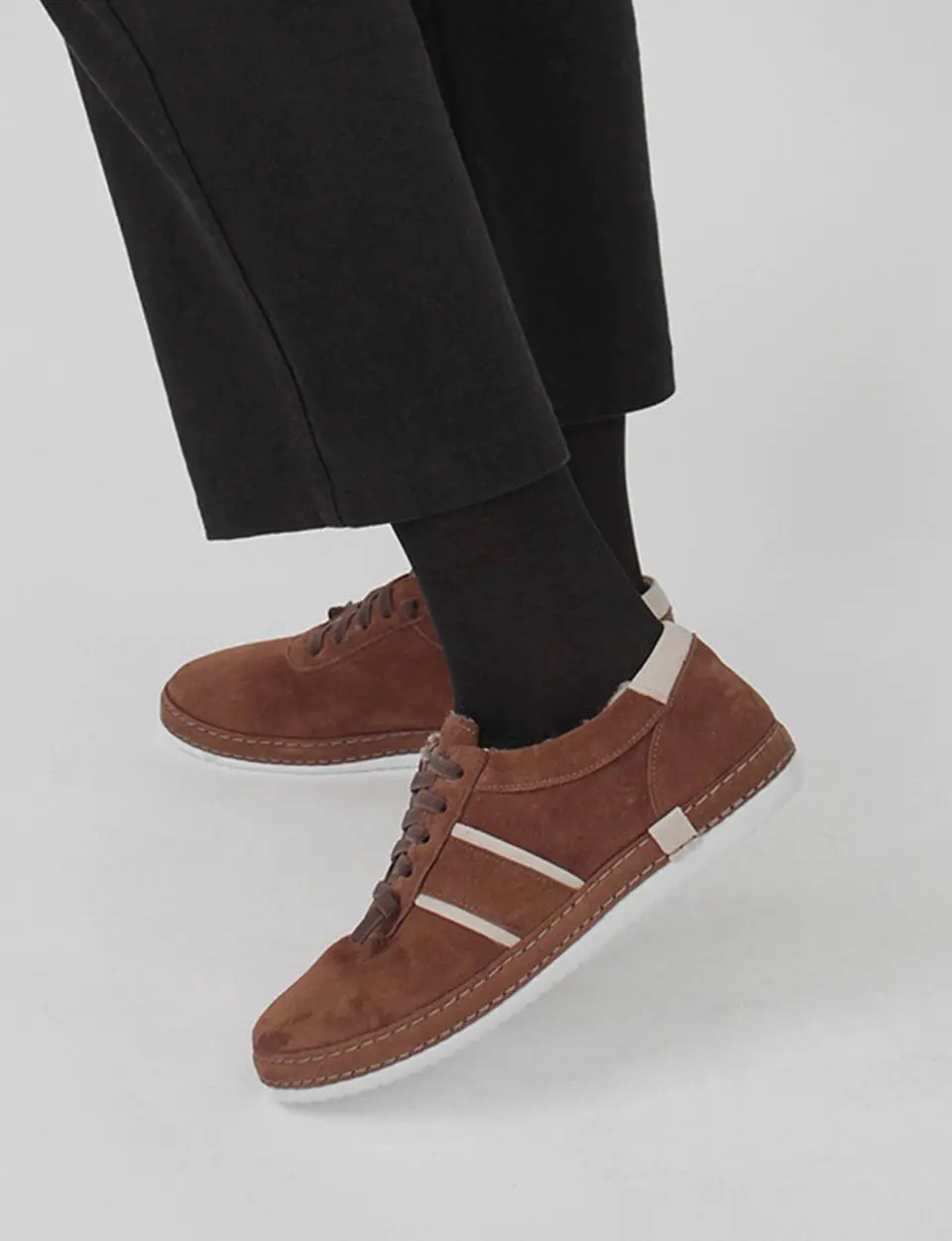 Korean Handmade Suede Fur Fleece-Lined Leather Sneakers (GIS-45298)