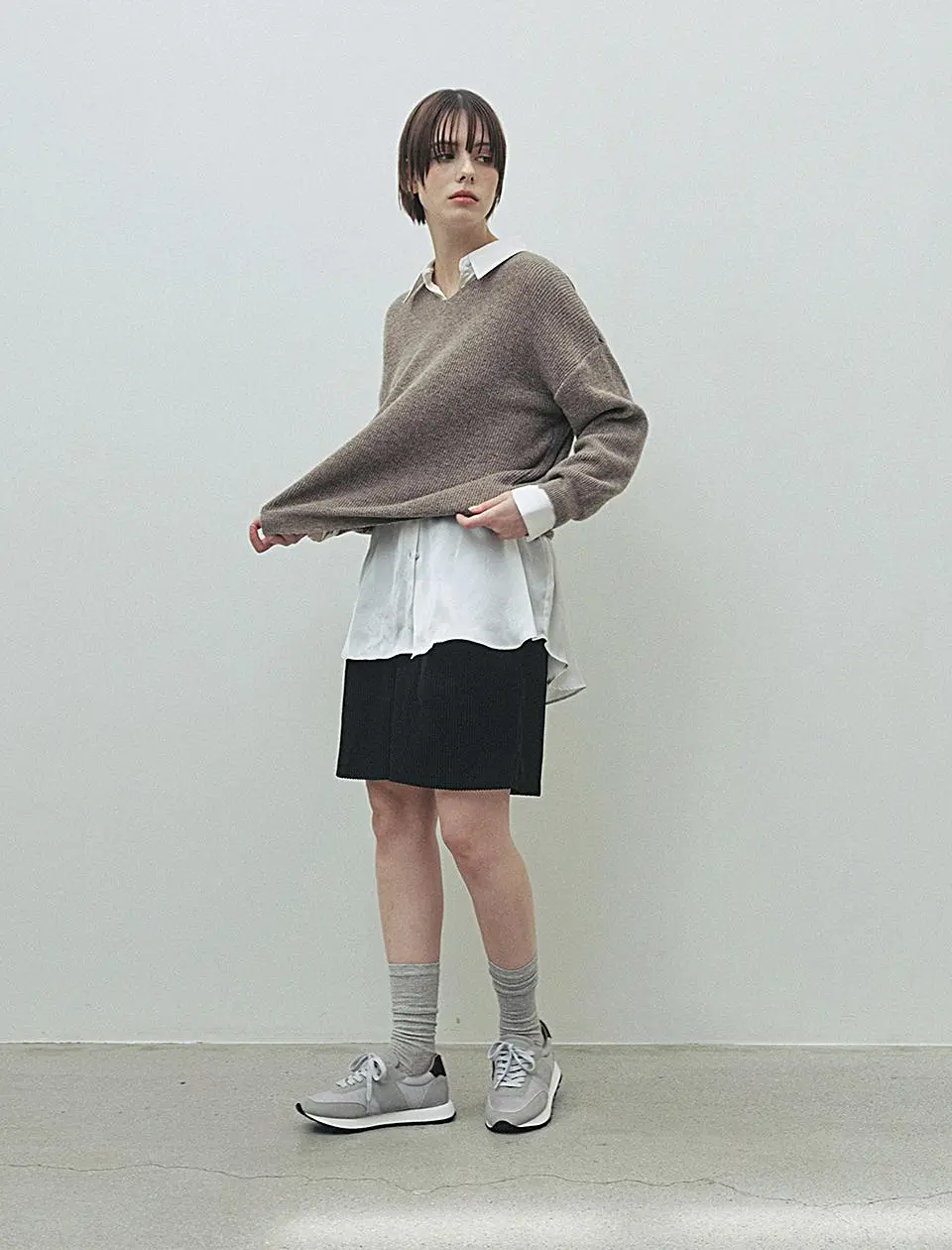 Basic Runner Sneakers (EO2509)