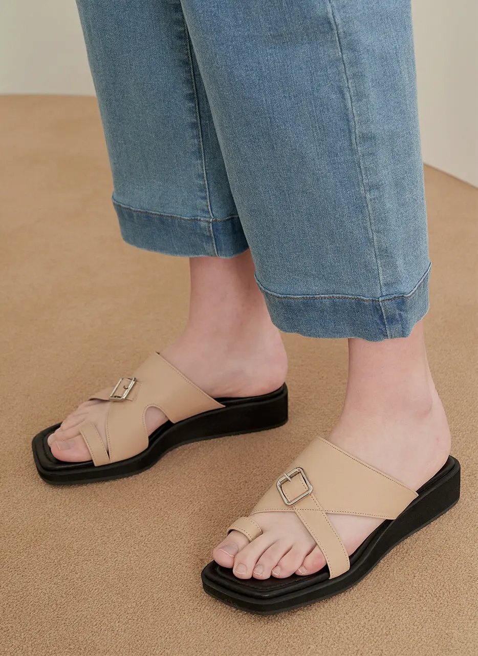 Buckle Slide (3 Colors)