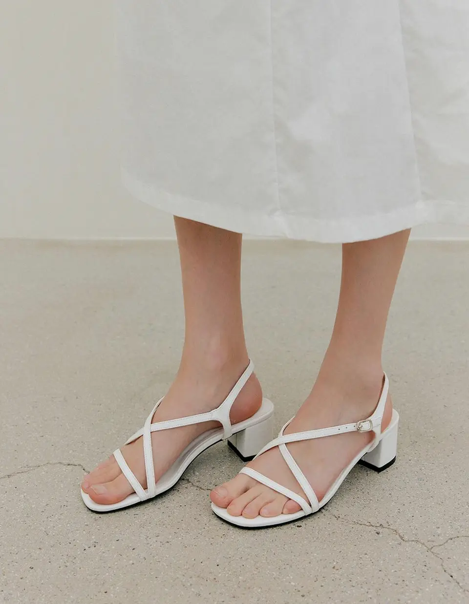 Anna X Strap Middle Heel Sandal_2colors