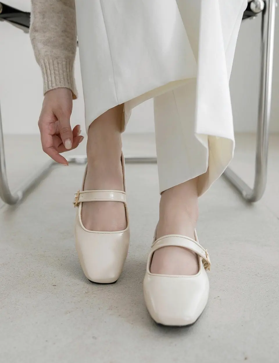 Springy Molded Sole Maeiltto Height-Increasing 3cm Mary Janes