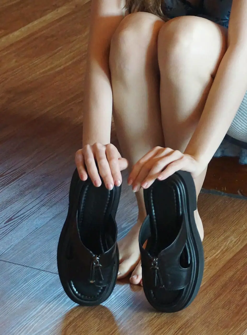 Chunky Creeper Slides [BLACK]