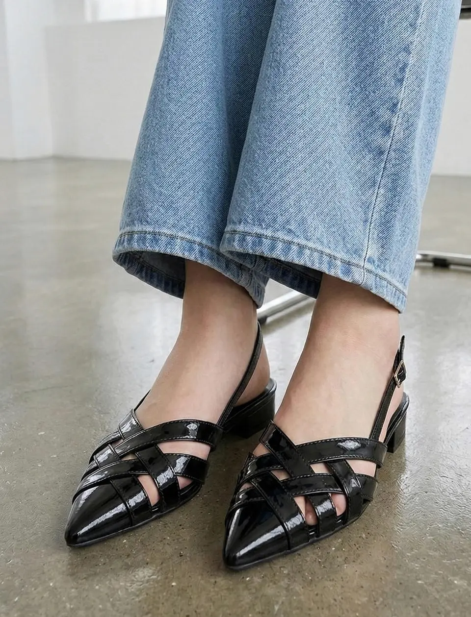 Cross Slingback Cage 2cm Flat Shoes (LC570)