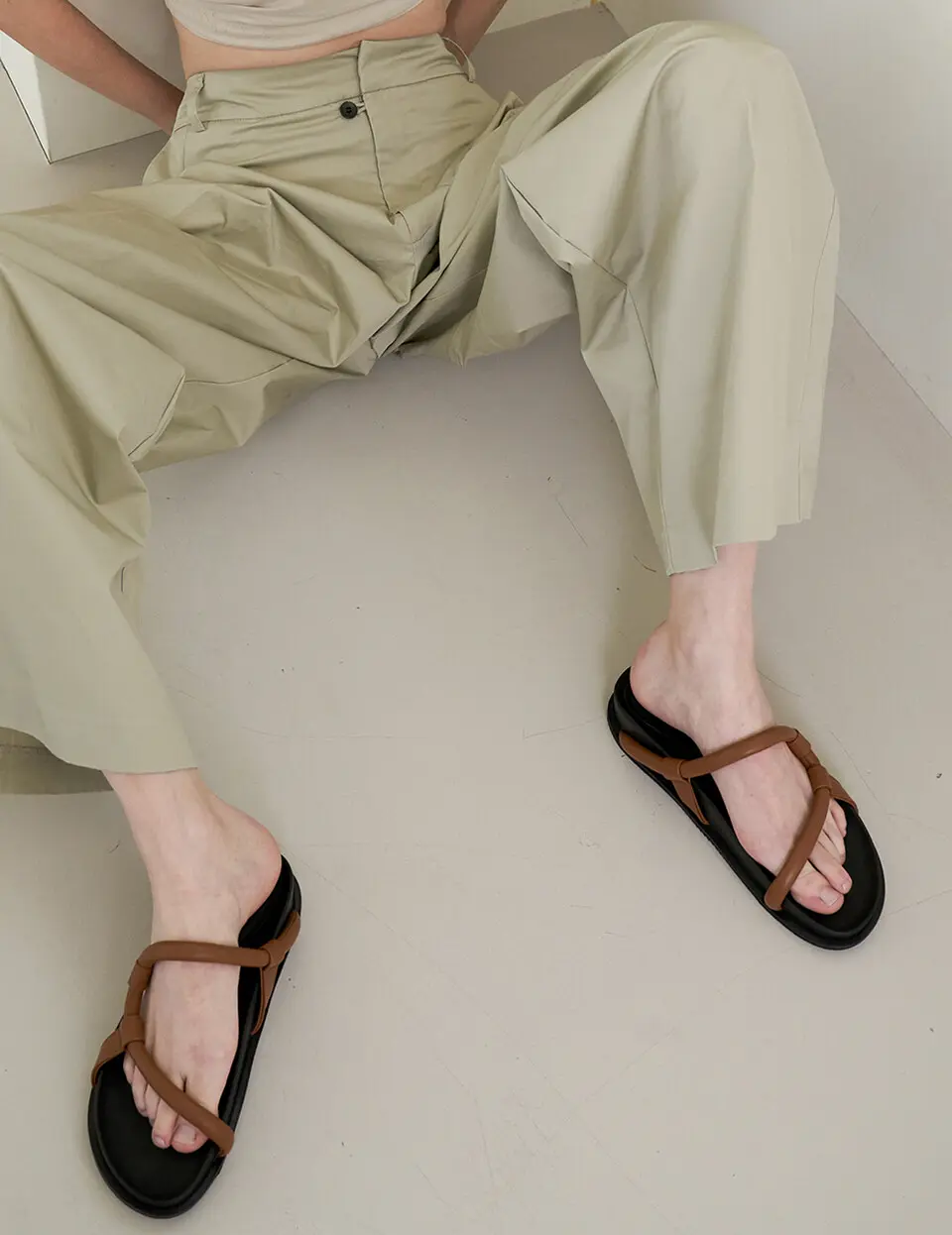 [SAMPLE SALE] Milo Slides Leather_Brown